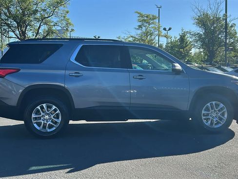 Used 2021 Chevrolet Traverse LT AWD/4WD image 4