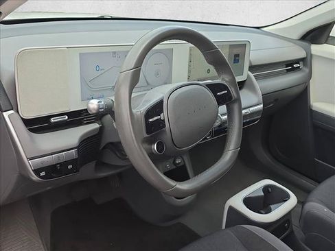 Used 2024 Hyundai Ioniq 5 SE RWD image 11