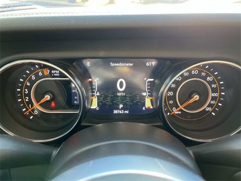 Used 2022 Jeep Gladiator Overland w/ Popular Equipment Package image 35