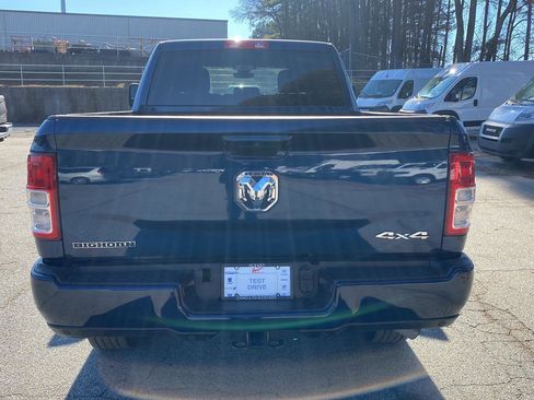 Used 2024 RAM 2500 Big Horn w/ Sport Appearance Package image 6