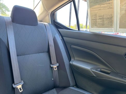Used 2025 Nissan Versa SV FWD image 35