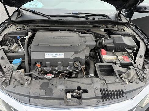 Used 2016 Honda Accord Touring image 17