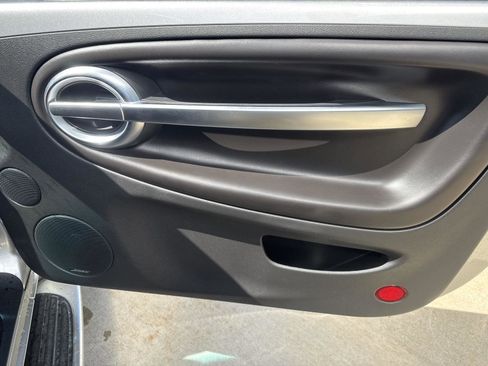 Used 2006 Chevrolet SSR w/ Preferred Equipment Group RWD image 14