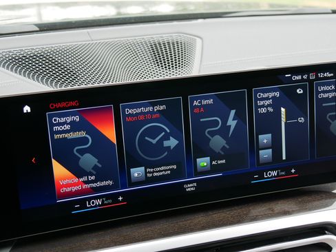 Used 2023 BMW i4 eDrive35 w/ Premium Package RWD image 18