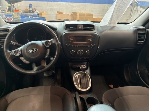 Used 2016 Kia Soul image 4