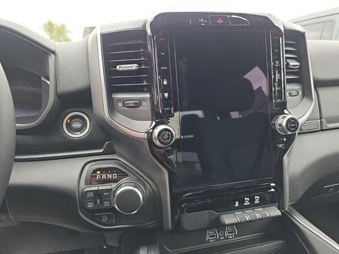 New 2026 RAM 1500 Big Horn AWD/4WD image 15