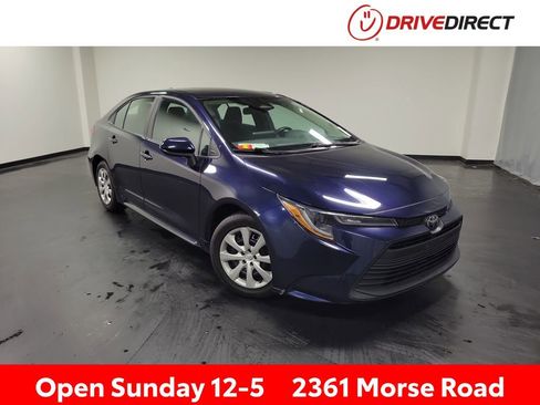 Used 2024 Toyota Corolla LE FWD image 1