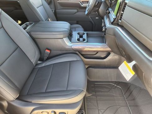 New 2026 Chevrolet Silverado 3500 LTZ w/ LTZ Plus Package AWD/4WD image 12