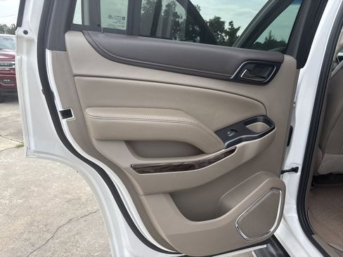 Used 2018 GMC Yukon SLT w/ Open Road Package image 22