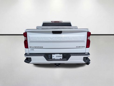 Used 2022 Chevrolet Silverado 1500 Custom RWD image 5