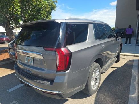 Used 2021 GMC Yukon SLT AWD/4WD image 5