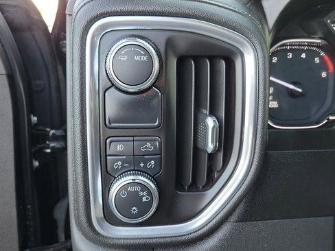 Used 2021 GMC Sierra 1500 Elevation w/ Preferred Package image 15
