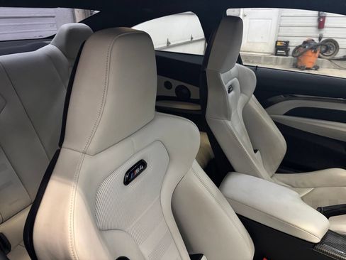 Used 2020 BMW M4 Coupe w/ Competition Package RWD image 24