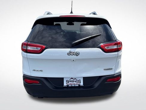 Used 2015 Jeep Cherokee Latitude AWD/4WD image 4