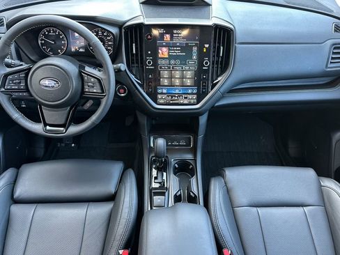 Used 2025 Subaru Ascent Bronze Edition w/ Popular Package #2 image 13