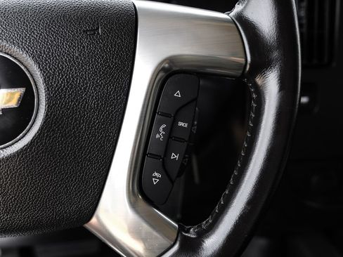 Used 2019 Chevrolet Express 2500 w/ Driver Convenience Package RWD image 12