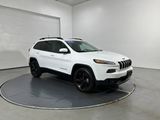Used 2018 Jeep Cherokee Latitude w/ Altitude Package image 2
