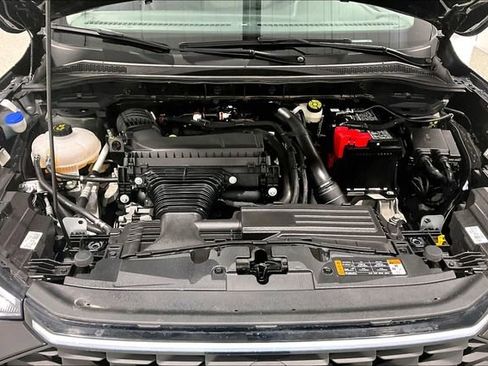 Used 2025 Ford Escape Platinum AWD/4WD image 32