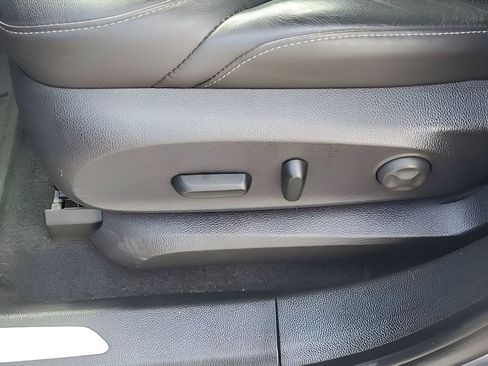 Used 2020 Buick Envision Essence image 29