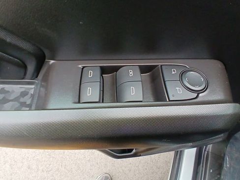 Used 2024 Chevrolet Colorado Trail Boss AWD/4WD image 13