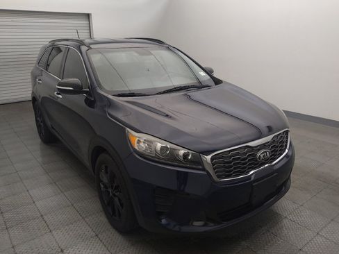Used 2020 Kia Sorento S FWD image 13