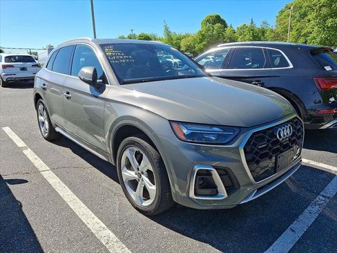 Certified 2023 Audi Q5 2.0T Premium Plus w/ Premium Plus Package AWD/4WD image 3