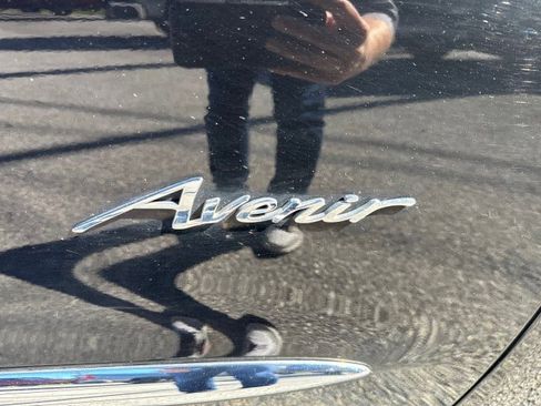 Used 2021 Buick Enclave Avenir w/ Avenir Technology Package image 7