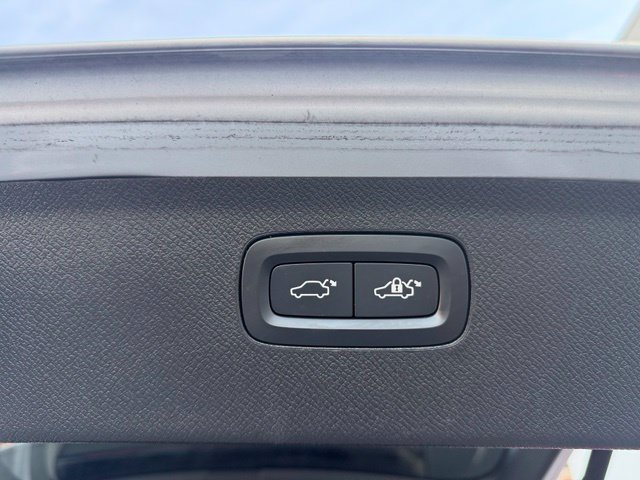 Used 2019 Volvo XC90 T6 Momentum w/ Protection Package Premier AWD/4WD image 25