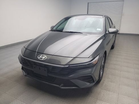 Used 2024 Hyundai Elantra SEL FWD image 15