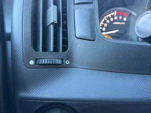 Used 2010 Honda Ridgeline RT image 20