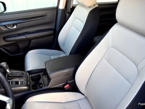 Certified 2025 Honda CR-V EX image 9