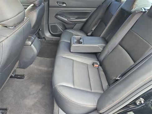 Used 2022 Nissan Altima 2.5 SR image 19