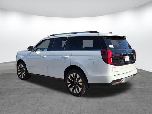 New 2026 Ford Expedition Platinum image 3