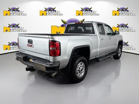 Used 2016 GMC Sierra 2500 SLE w/ Suspension Package, Off-Road AWD/4WD image 5