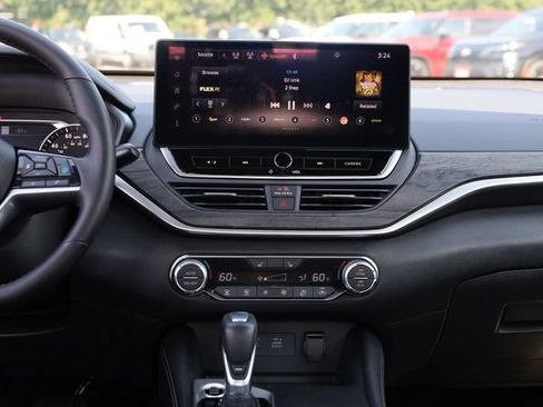 Certified 2025 Nissan Altima 2.5 SV w/ SV Premium Package FWD image 26