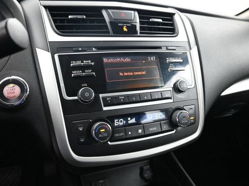 Used 2017 Nissan Altima 2.5 SV w/ Convenience Package FWD image 23