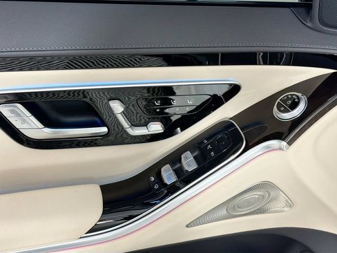 Used 2023 Mercedes-Benz S 500 4MATIC image 18