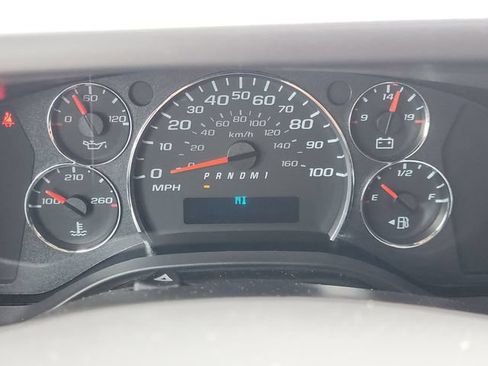New 2025 Chevrolet Express 3500 w/ Power Convenience Package RWD image 7