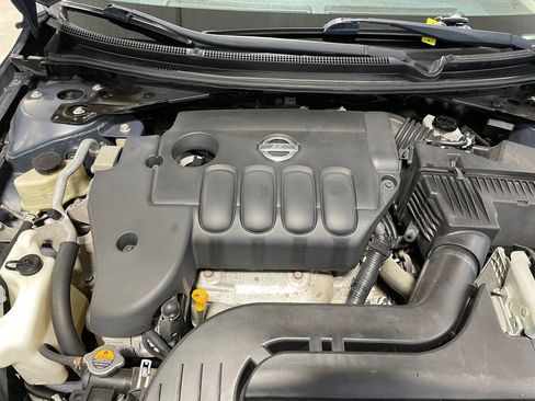 Used 2010 Nissan Altima 2.5 S image 32