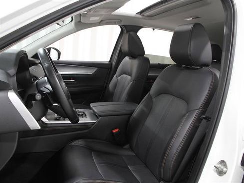 Certified 2025 MAZDA CX-70 3.3 Turbo w/ Preferred Package image 5