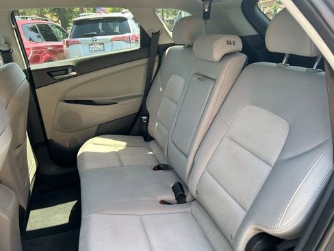 Used 2017 Hyundai Tucson SE FWD image 15