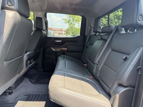 Used 2022 Chevrolet Silverado 1500 LT Trail Boss w/ LT Trail Boss Premium Package AWD/4WD image 13