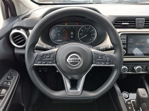 Used 2022 Nissan Versa SV w/ Trunk Package FWD image 19