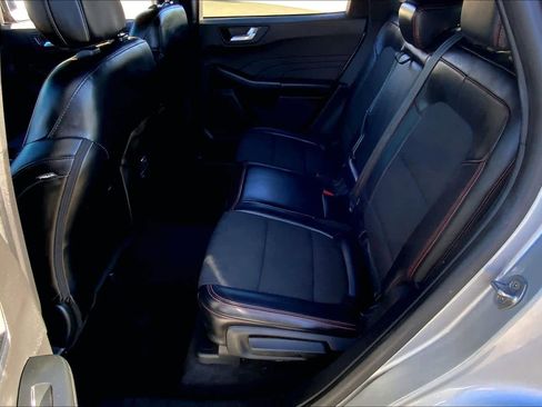 Used 2024 Ford Escape ST-Line image 19