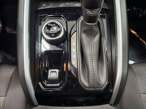 Used 2023 Chevrolet Colorado Trail Boss w/ Advanced Trailering Package image 14