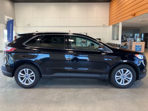 Used 2019 Ford Edge SEL AWD/4WD image 4