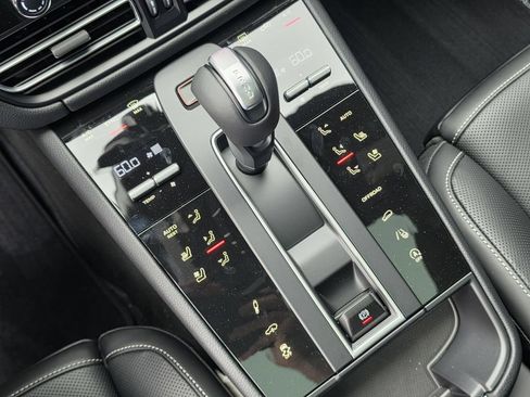 New 2026 Porsche Macan S AWD/4WD image 25
