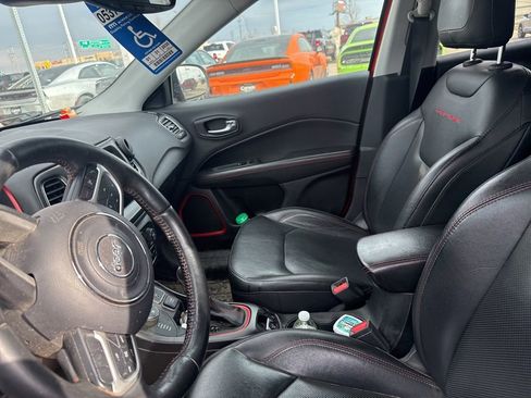 Used 2018 Jeep Compass Trailhawk w/ Leather Interior Group image 12