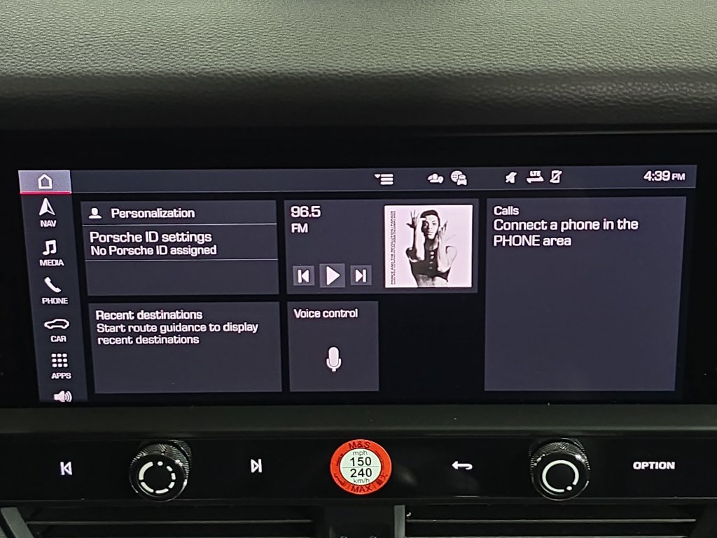Certified 2026 Porsche Macan AWD/4WD image 17