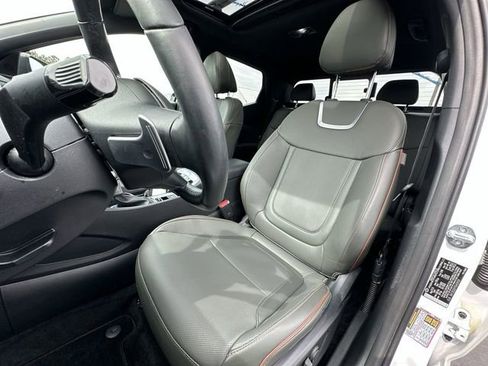 Used 2025 Hyundai Santa Cruz Limited AWD/4WD image 20